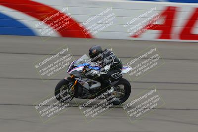 media/Oct-15-2022-Fastrack Riders (Sat) [[9a18b22502]]/Level4/Start Finish 900am/